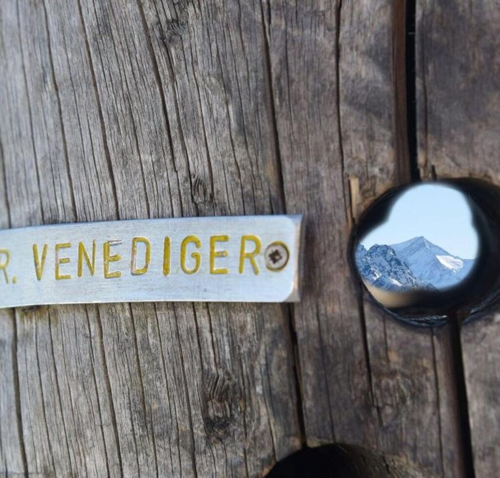 Venediger Lodge restaurant en Alpenstijl